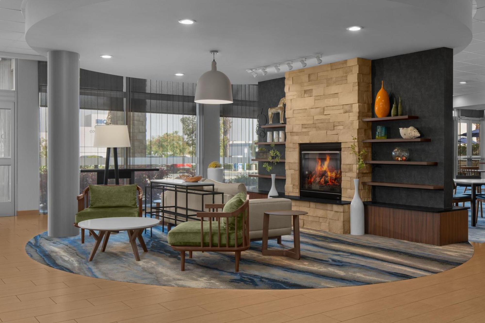 Fairfield Inn & Suites By Marriott Tustin Orange County Екстериор снимка