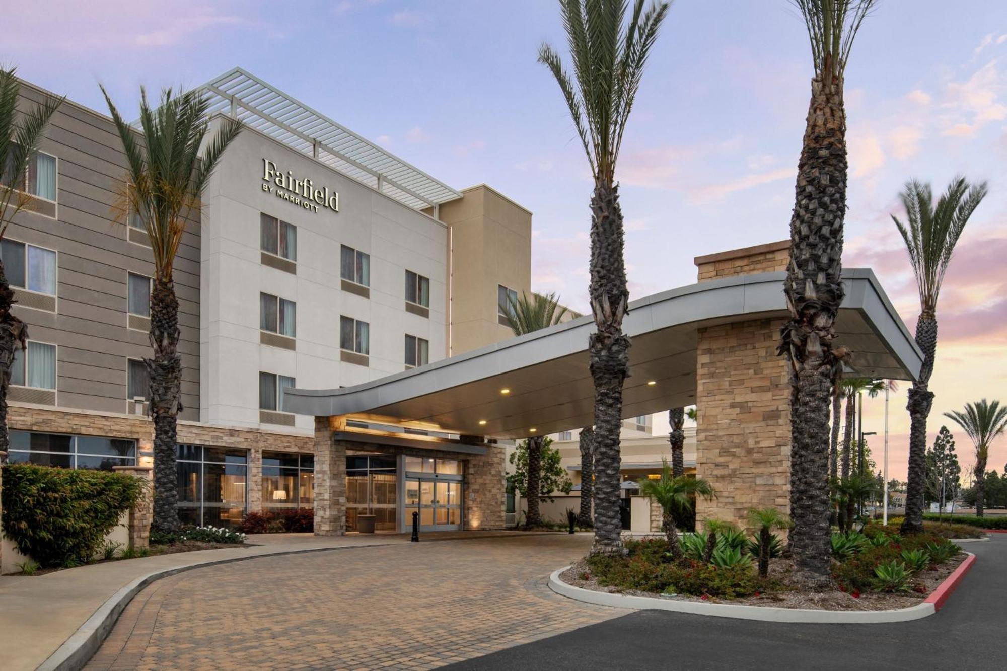 Fairfield Inn & Suites By Marriott Tustin Orange County Екстериор снимка