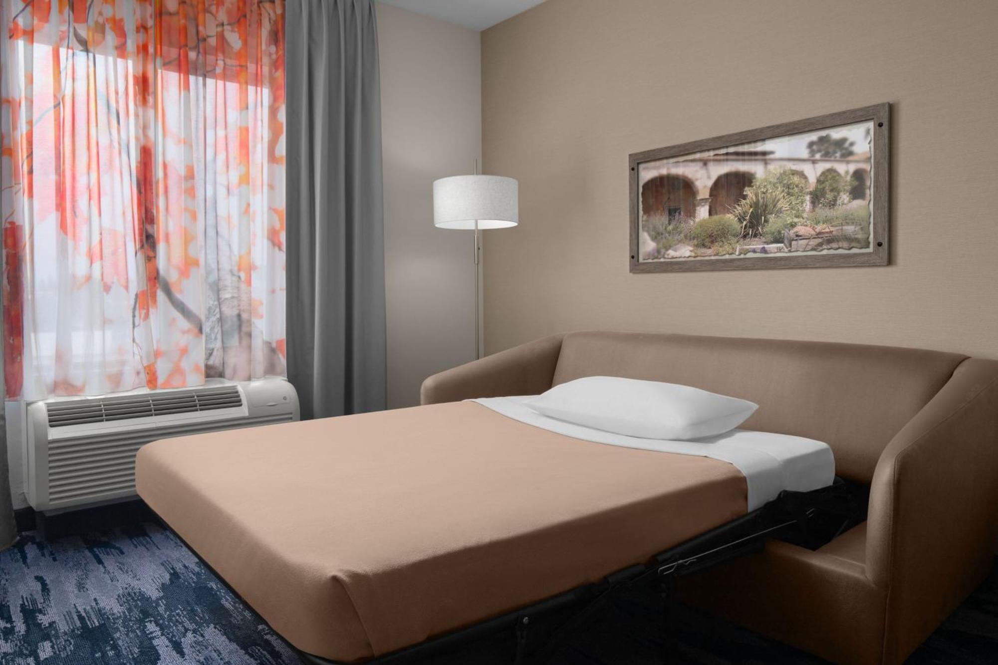 Fairfield Inn & Suites By Marriott Tustin Orange County Екстериор снимка